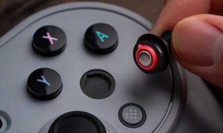 Pro 3 — первый контроллер 8BitDo со сменными кнопками