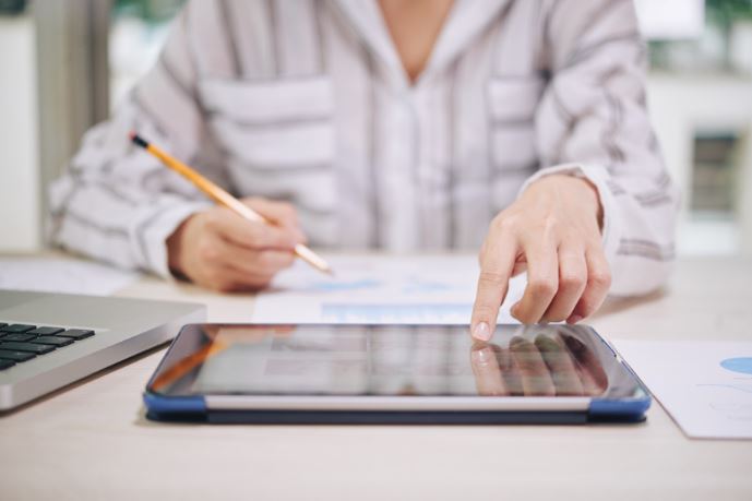 Роль LMS в оптимизации обучения по соблюдению нормативных требований для предприятий